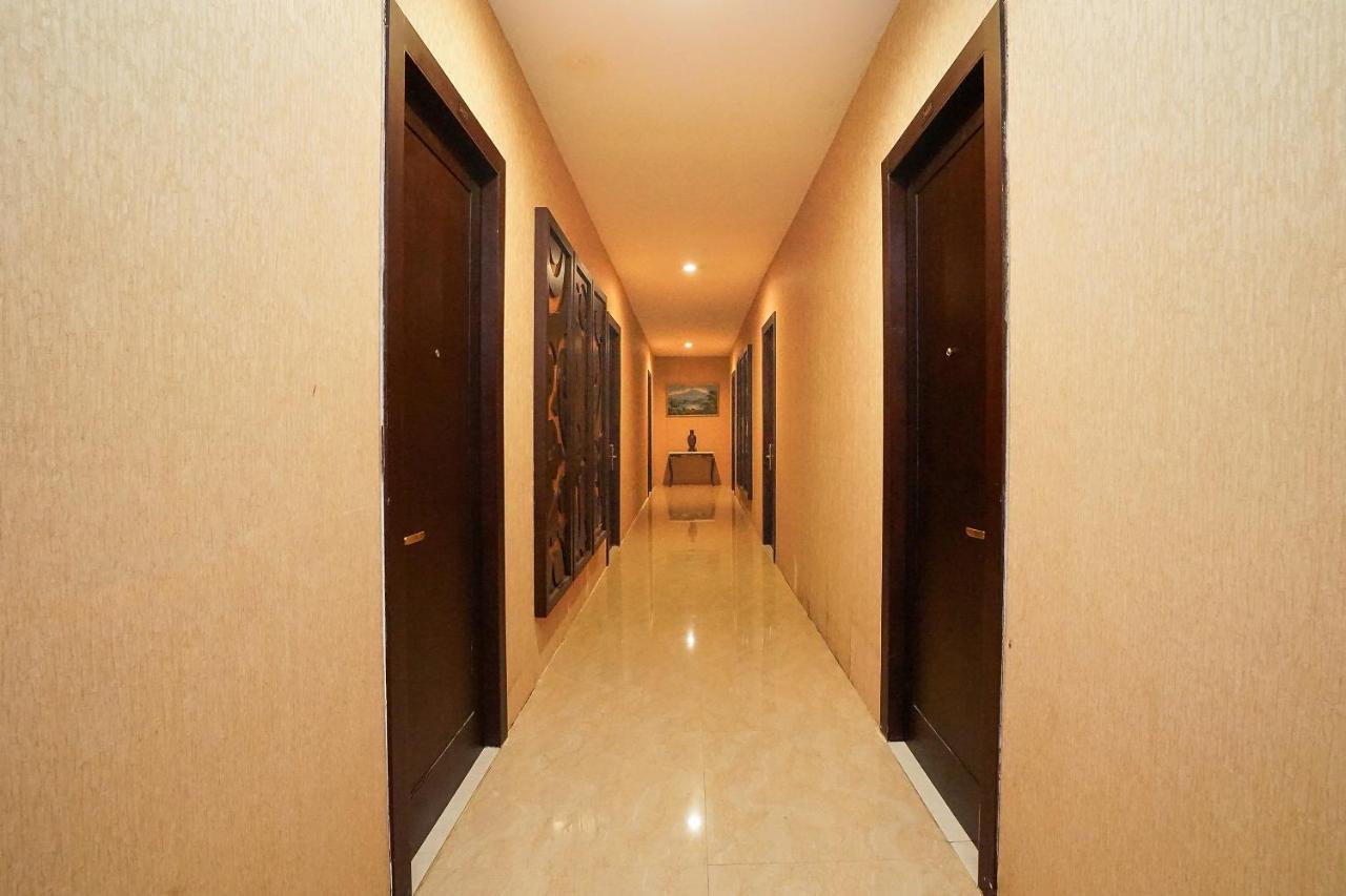 Homestay 3 Surabaya Eksteriør billede